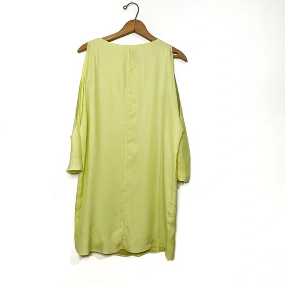 Addison | Cold Shoulder Dress - Picture 3 of 4